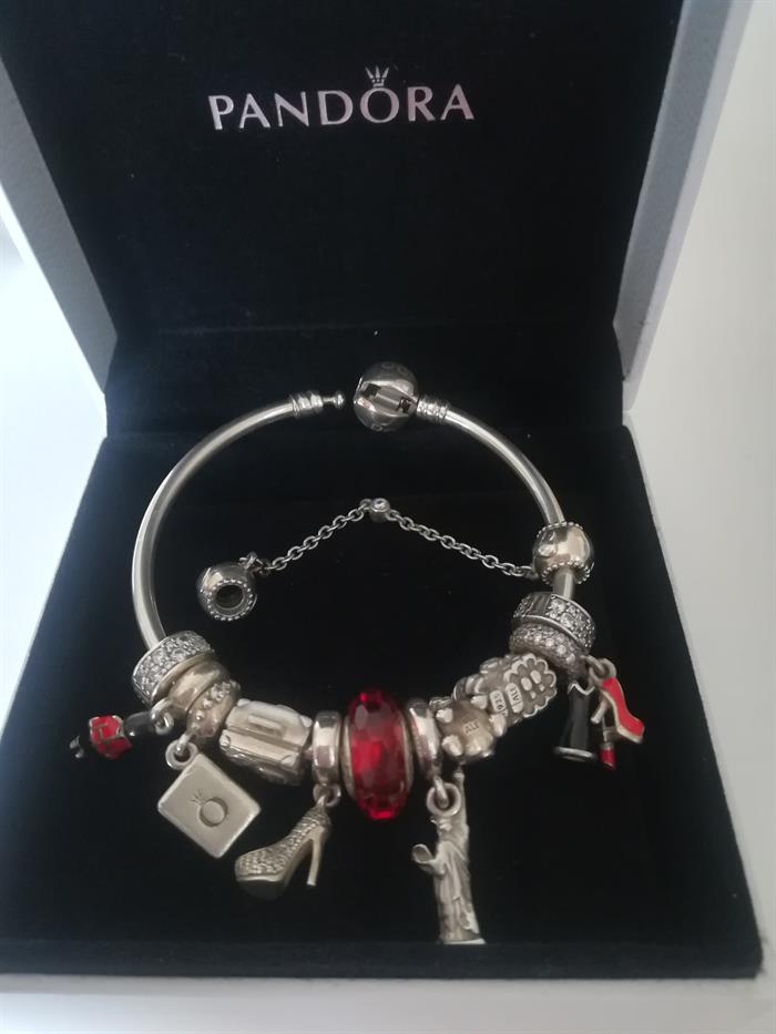 ciondolo pandora scarpa con tacco prezzo ciondolo pandora scarpa con tacco prezzo